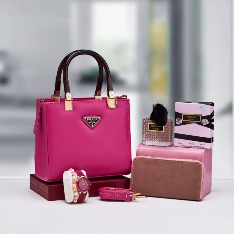 حقيبة نسائية انيقة عطر منعش و ساعة مميزة - Image 7