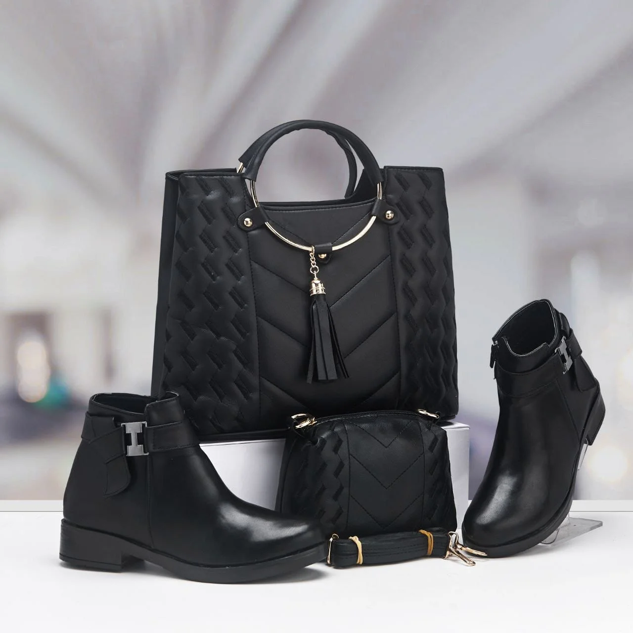 طقم حقيبة وبوت نسائي