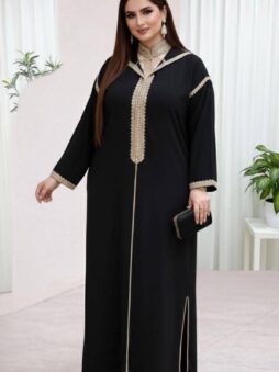 جلابة مغربية عصرية بقطعتين جلابة مغربية عصرية بقطعتين