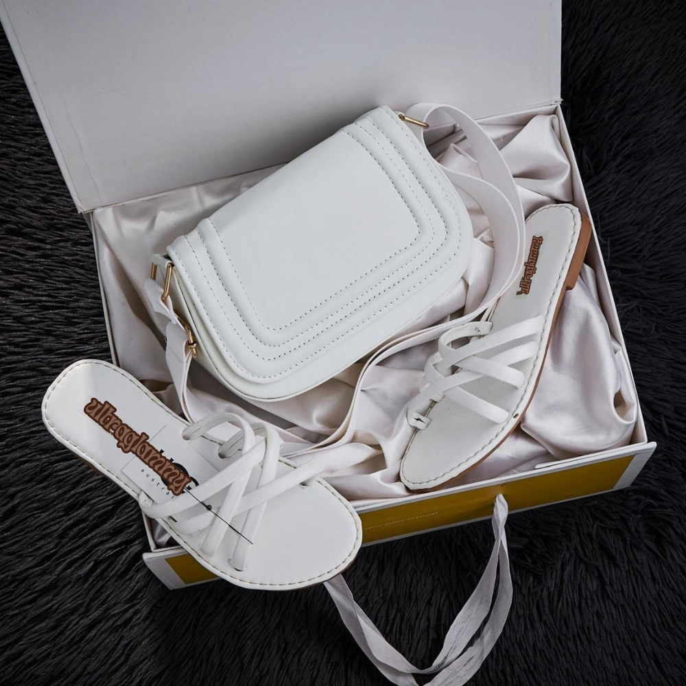 ensemble sac et sandales brides